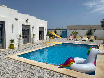 Villa avec piscine à Aghir pour la location saisonnière
